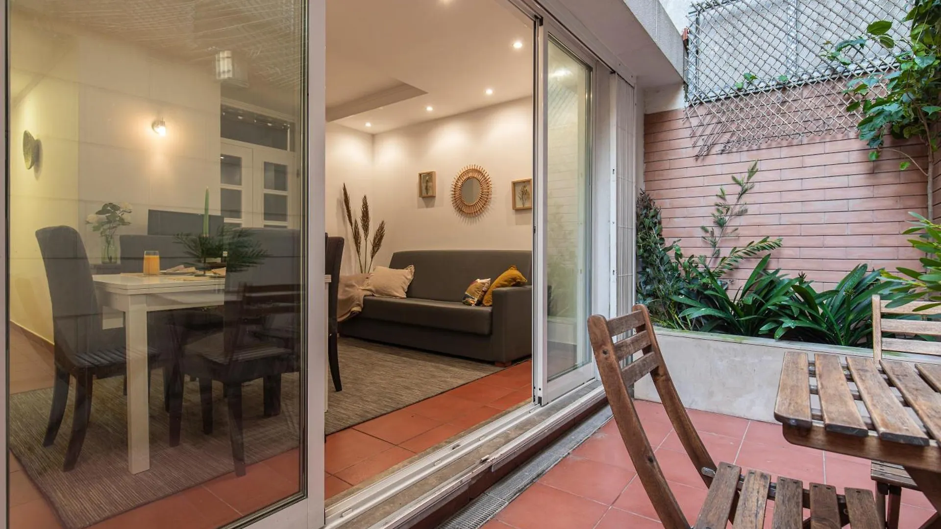 Comfortable Flat Near Marques De Pombal Lisboa Daire